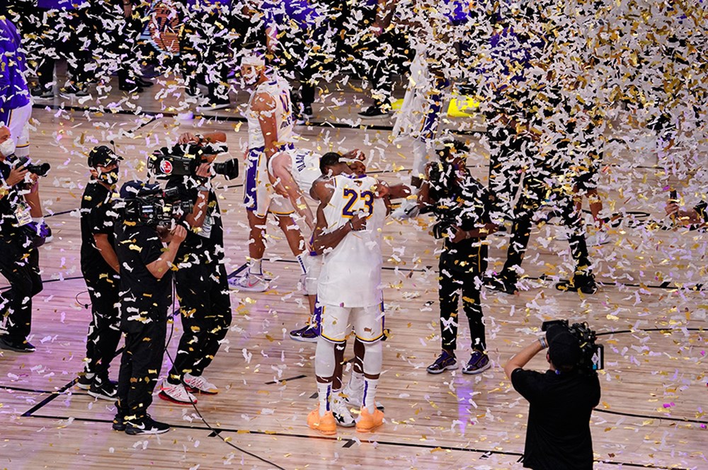 Los Angeles Lakers takımının şampiyonluk görseli.