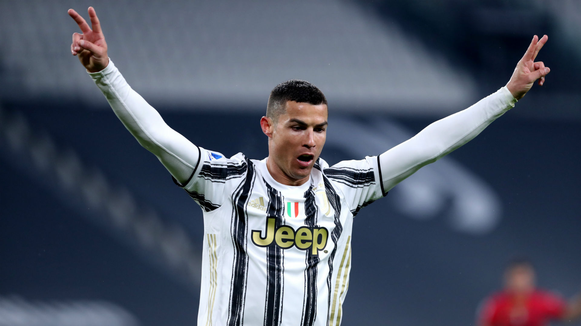 Ronaldo'nun gol sevinci yaşadığı ana ait bir görsel.